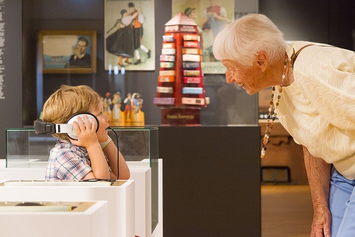 Donaubergland-Harmonikamuseum-Donau-Sehenswürdigkeit-DeutschesHarmonikamuseum