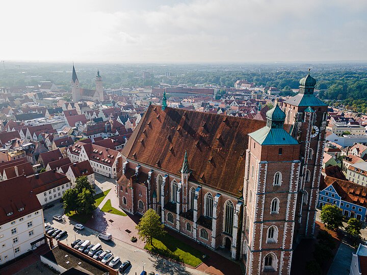 Ingolstadt-Liebfraumünster-Donau-Sehenswürdigkeit-MaximilianSemsch