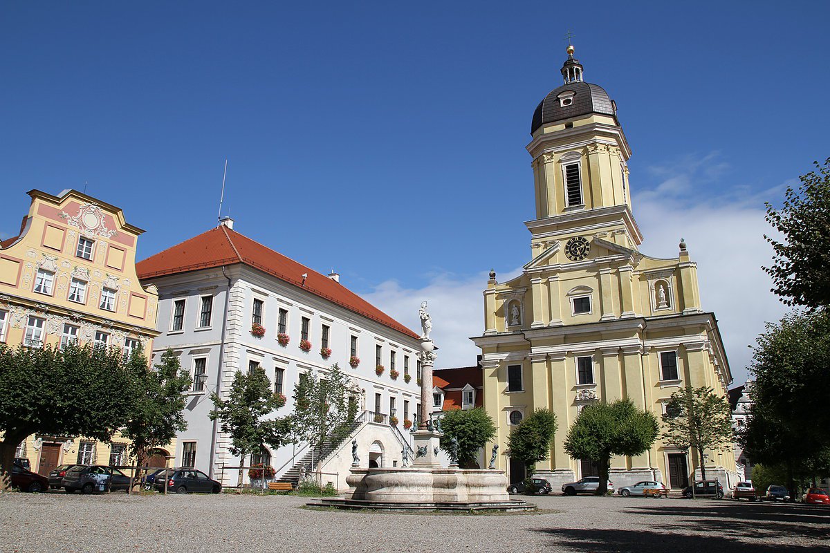 öffnungszeiten action neuburg an der donau